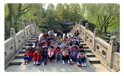 重庆云阳一幼儿园开展T台秀活动