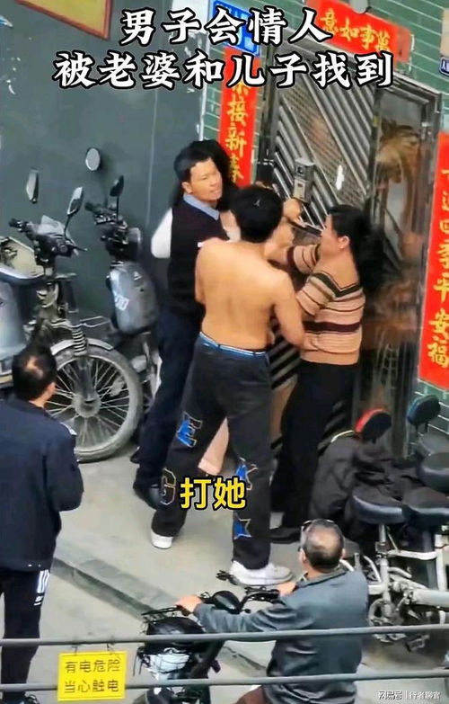 女教师上海街头怒怼“偷拍老法师”