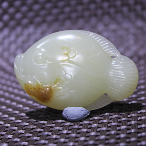 玉雕蝴蝶设计图片的简单之美