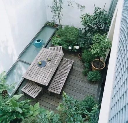 玻璃院子洗衣区设计图片