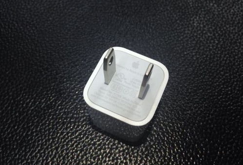 关于iPhone充电器真伪的探讨，揭秘iPhone充电器真伪，辨别真假，维护权益