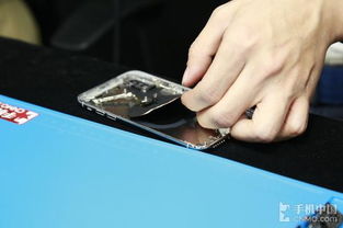 iPhone充电变黄现象分析，iPhone充电变黄现象解析
