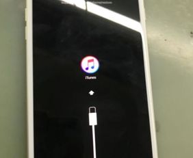 iPhone显示充电却无法开机，iPhone充电却无法开机问题解决方案
