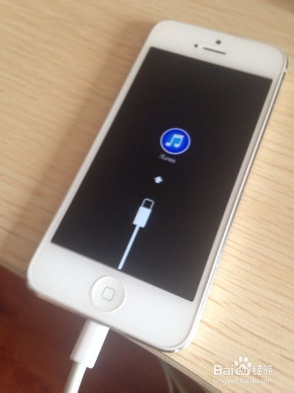关于iPhone7强制退出恢复模式的详细步骤，iPhone7强制退出恢复模式的详细步骤