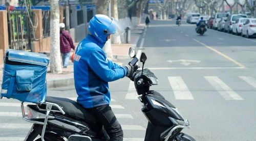 小哥跑京东外卖日收入过千