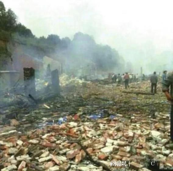 湖南烟花厂爆炸涉嫌瞒报？当地否认(湖南烟花爆炸 28人死亡)