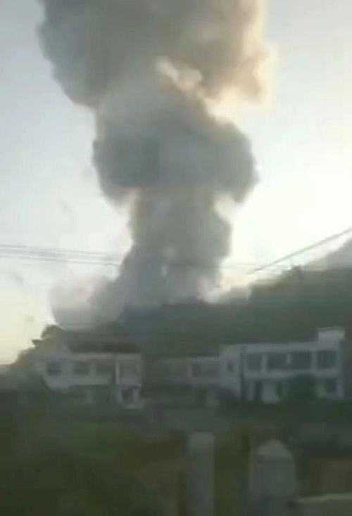 国务院对湖南烟花厂爆炸事故挂牌督办(湖南烟花爆炸 28人死亡)
