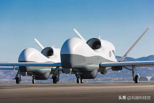 2架伊朗无人机罕见突破以防空系统(伊朗展示新型无人机)